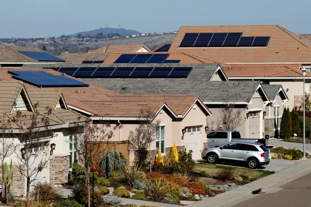 090722 rooftop solar ap rp cm 1